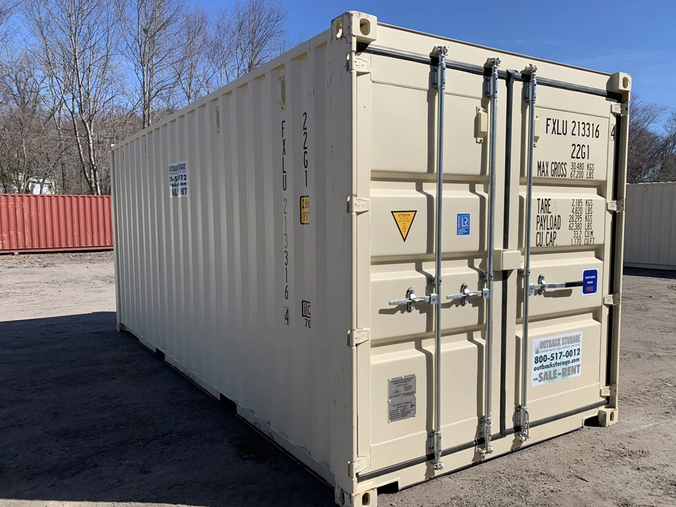 20 Fuß x 8 Fuß x 8,5 Fuß Versandcontainer – Neu | Lagercontainer in Beige – Wind- & Wasserdicht